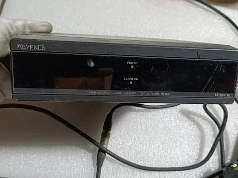 KEYENCE LT-9030 / LT-9501H Industrial Sensor product photo 5