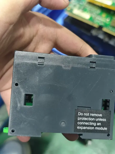 Schneider Electric TM3DQ8R PLC Module product photo 4