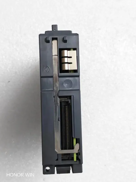 Mitsubishi Electric Q03UDECPU PLC Module — product photo 3 of 55