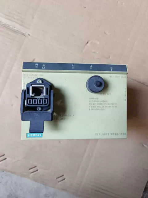 Siemens 6GK5788-1ST00-2AA6 Industrial Automation Component product photo 9