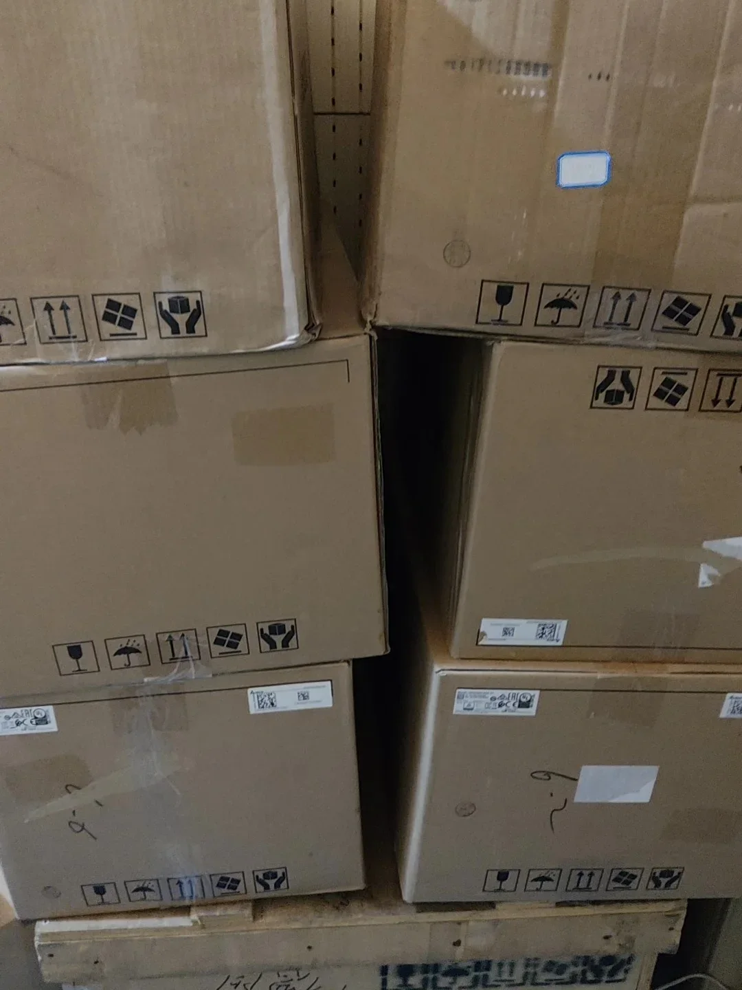Delta VFD220C43A-21 Motor & Drive Component product photo 1