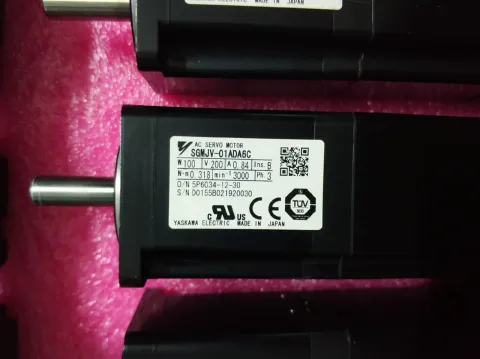 Yaskawa SGMJV-01ADA6C Motor & Drive Component product photo 6