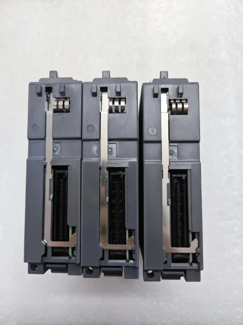 Mitsubishi Electric QY40P Industrial Automation Component — product photo 4 of 7
