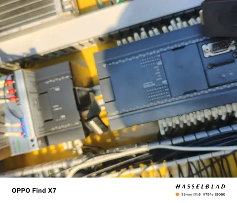 KEYENCE KV-N60AT + KV-N8ET PLC Module product photo 3