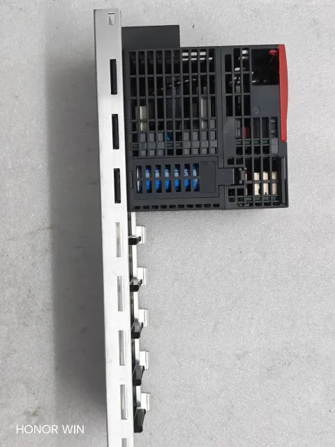 Mitsubishi Electric Q00UJCPU Industrial Automation Component — product photo 12 of 37