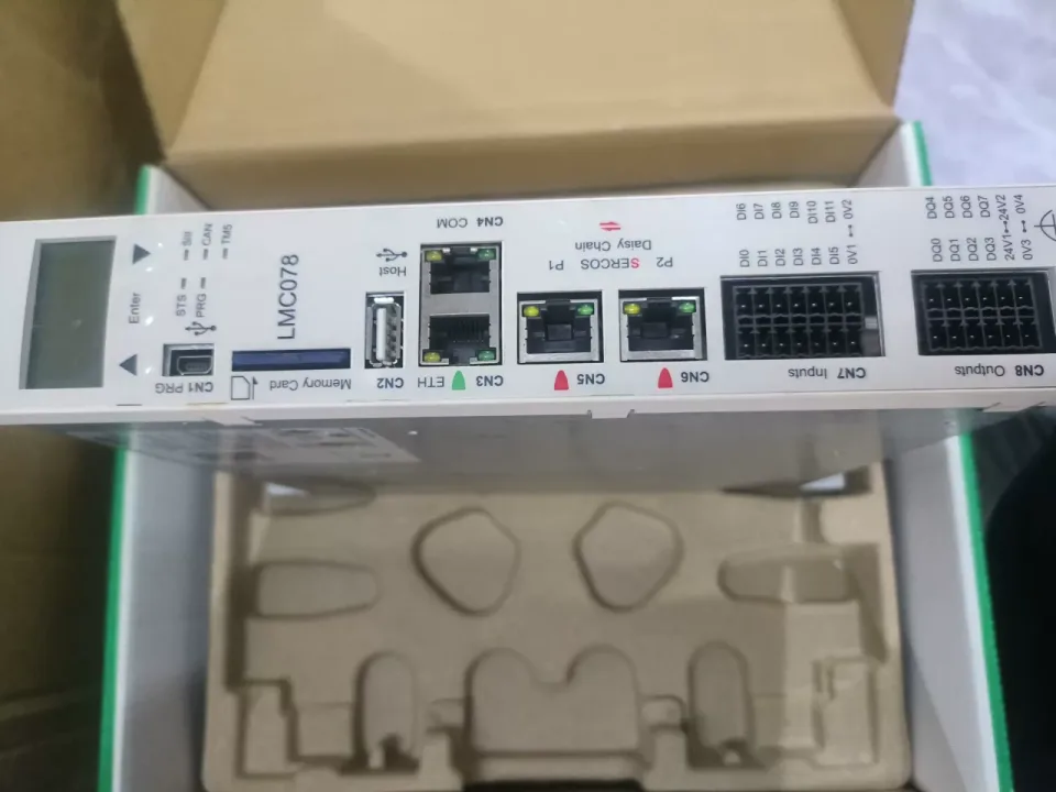 Schneider Electric / Modicon LMC078CECS20T Industrial Control Board product photo 1
