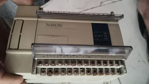 XINJE XC3-24T-E PLC Module — product photo 15 of 16
