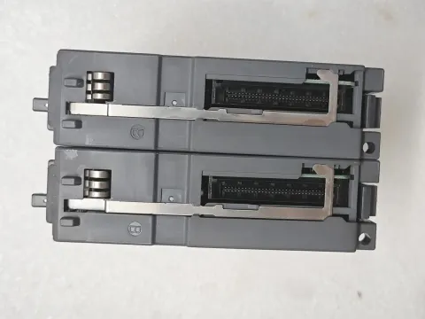 Mitsubishi Electric QX81-S2 Industrial Automation Component — product photo 11 of 12