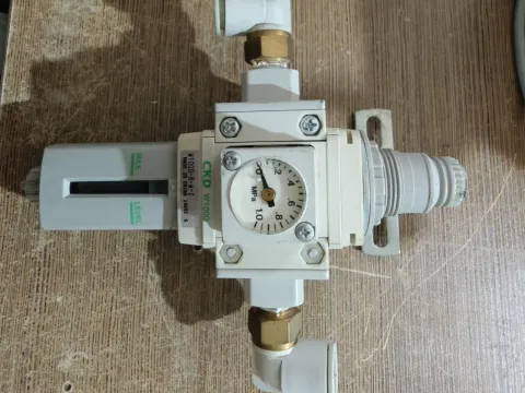 CKD W1000-8-W-Z Industrial Automation Component — product photo 1 of 8