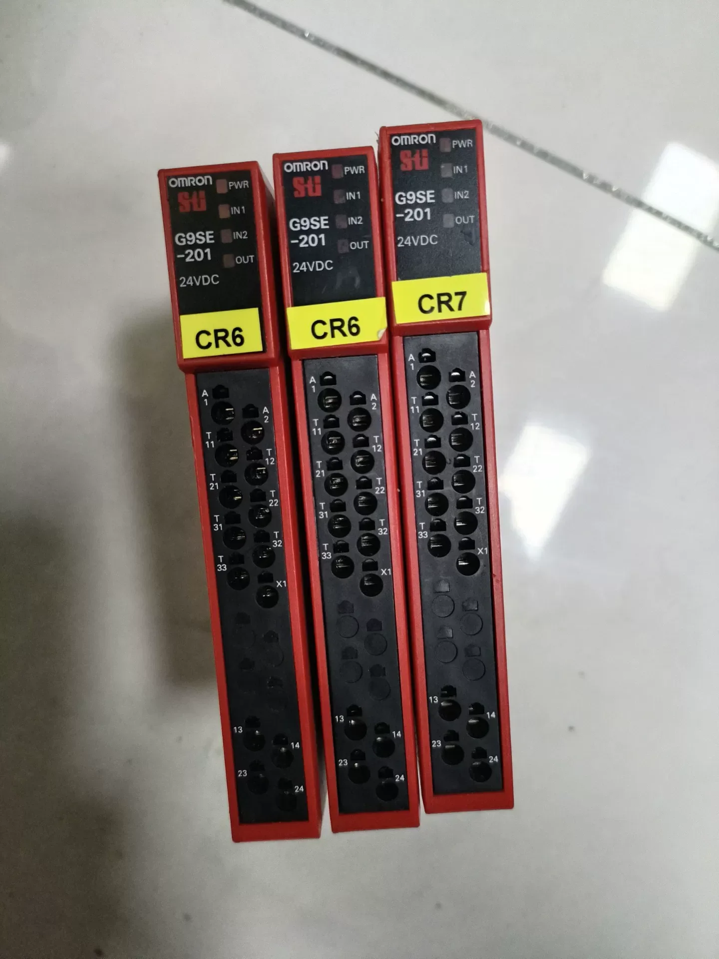 Omron G9SE-201 Industrial Relay product photo 1