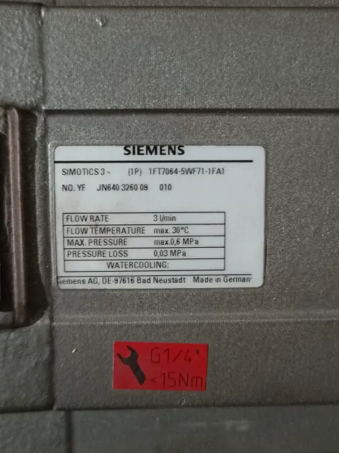 Siemens 1FT7064-5WF71-1FA1 Motor & Drive Component — product photo 27 of 32