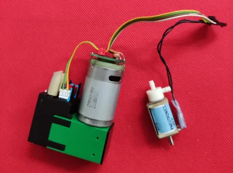 Thomas / Pneutronics 912-000500-003 Industrial Automation Component product photo 1