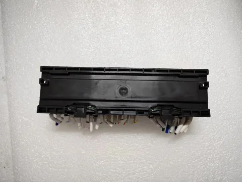 Mitsubishi Electric AJ65SBTB1-32T1 Industrial Automation Component — product photo 9 of 15