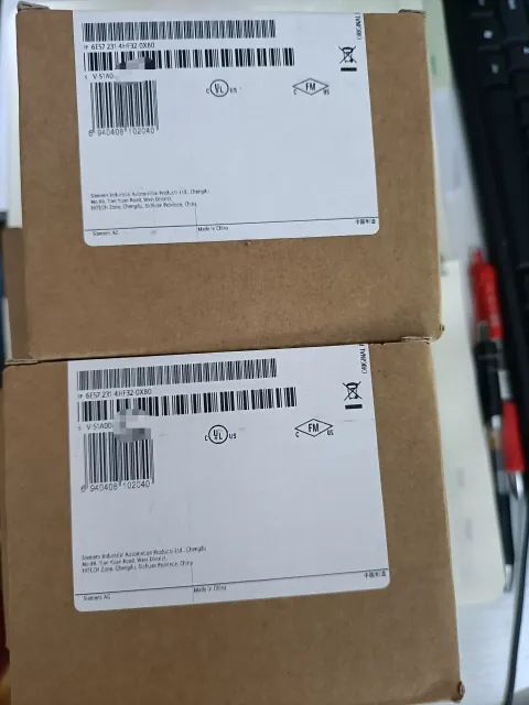 Siemens 6ES7231-4HF32-0XB0 Industrial Automation Component — product photo 4 of 12