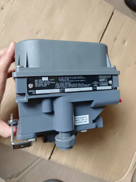 Fisher FIELDVUE DVC6030 Industrial Control Board product photo 6