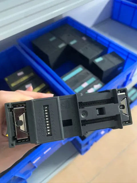 Siemens 6ES7326-2BF10-0AB0 Industrial Automation Component — product photo 9 of 13