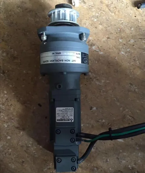 Mitsubishi Electric HF-KP73BJ Motor & Drive Component — product photo 6 of 6