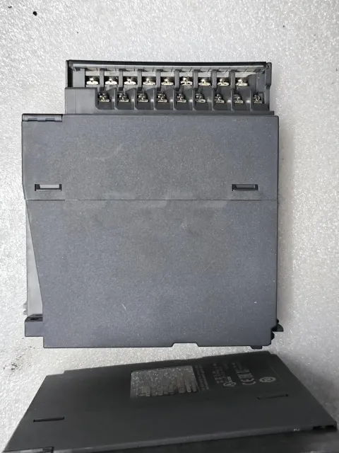 Mitsubishi Electric QY22 Industrial Relay — product photo 11 of 22