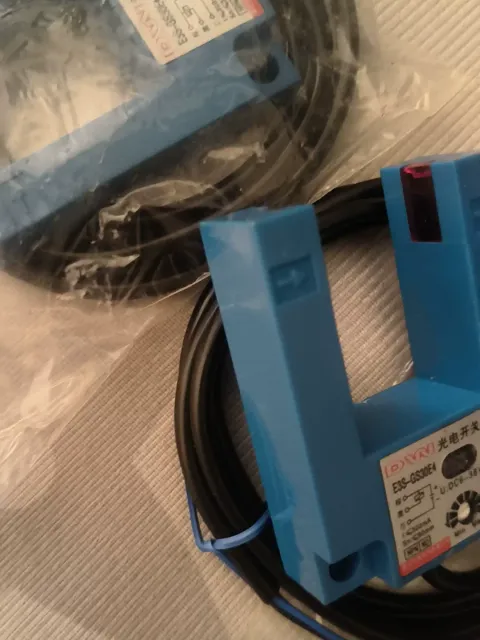 DW / 大伟 E3S-GS30E4 Industrial Sensor product photo 5