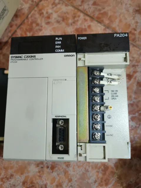 OMRON C200HX-CPU44 PLC Module product photo 2