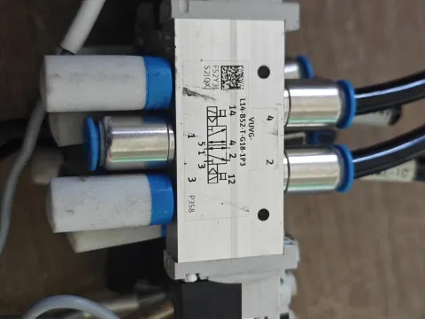 Festo VUVG-L14-B52-T-G18-1P3 Industrial Automation Component product photo 2