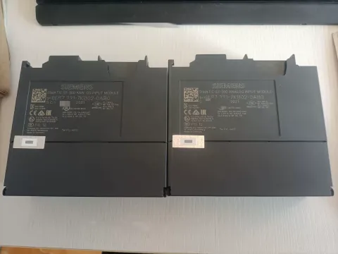 Siemens 6ES7331-7KB02-0AB0 Industrial Automation Component — product photo 3 of 3