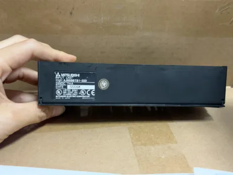 Mitsubishi Electric AJ65SBTB1-32D I/O Module — product photo 30 of 50