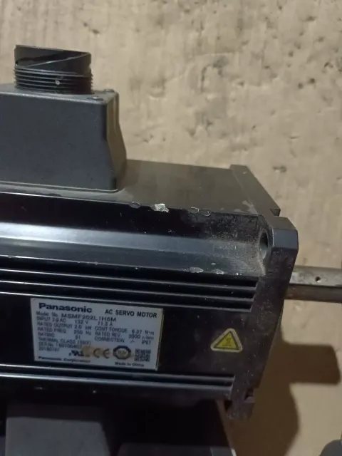 Panasonic MSMF202L1H6M Motor & Drive Component — product photo 4 of 18