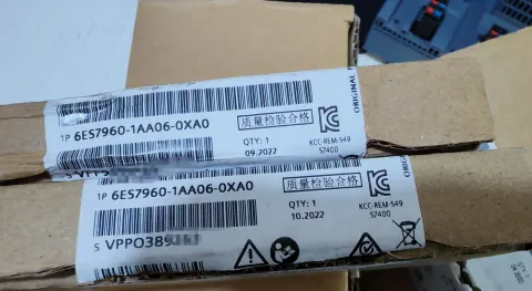 Siemens 6ES7960-1AA06-0XA0 Industrial Automation Component — product photo 7 of 12