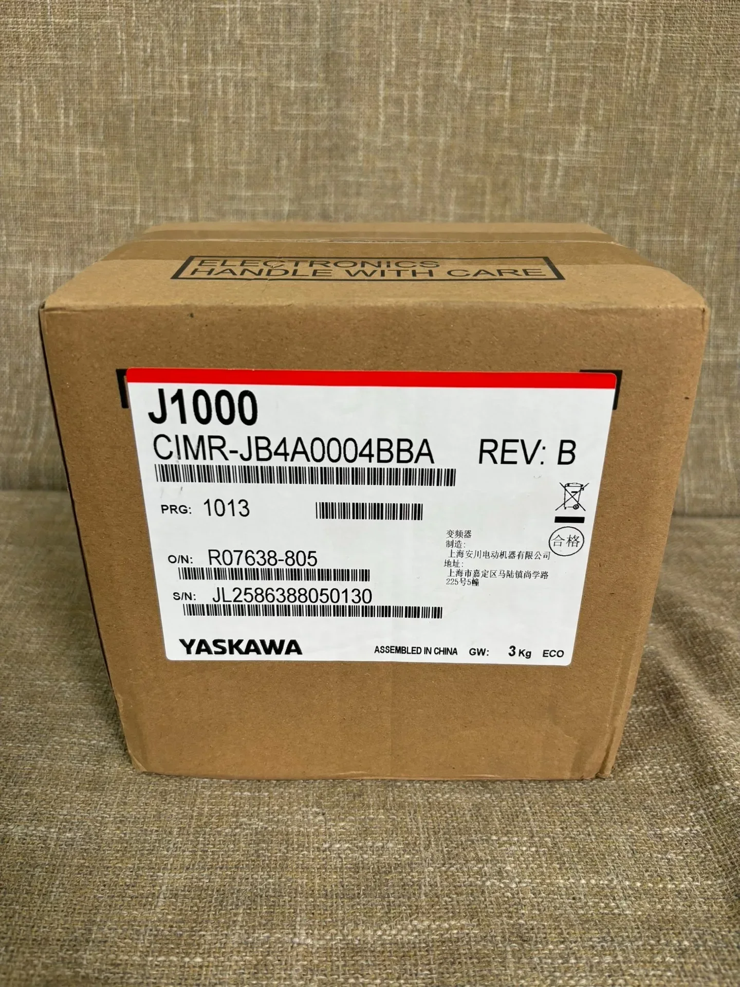 Yaskawa CIMR-JB4A0004BBA (REV B) Motor & Drive Component product photo 1