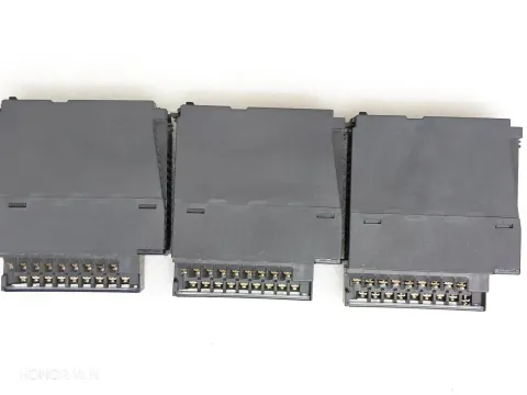 Mitsubishi Electric Q64DAN Industrial Automation Component — product photo 11 of 36