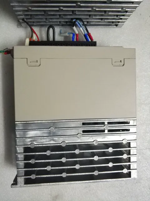 Yaskawa SGPMS-2R5A10A + SGMMS-04ADC6S Motor & Drive Component product photo 5