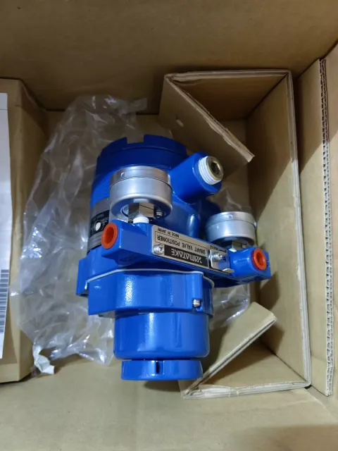 Azbil / Yamatake AVP302-MSD3A Industrial Automation Component product photo 2