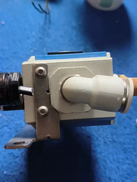 AirTAC GV300-10 Industrial Automation Component — product photo 12 of 12