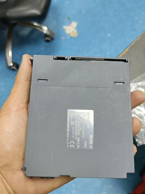 Mitsubishi Electric Q06UDEHCPU PLC Module — product photo 8 of 9