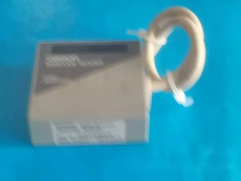 OMRON V520-R221FH Industrial Automation Component product photo 6