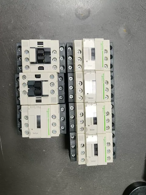 Schneider Electric LC1D12M7C Industrial Relay — product photo 1 of 7