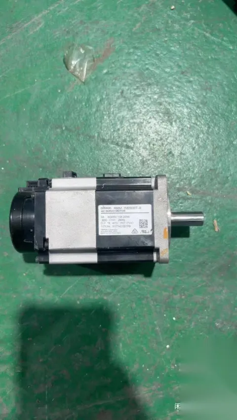 Omron R88M-1M20030T-B Motor & Drive Component product photo 1