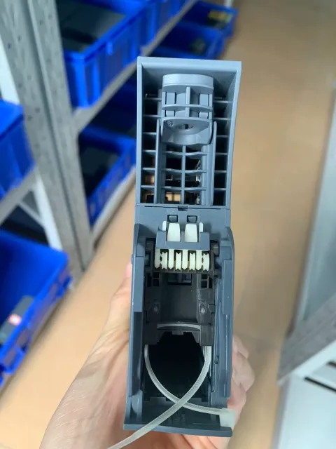 Siemens 6ES7 526-2BF00-0AB0 Industrial Automation Component — product photo 11 of 17