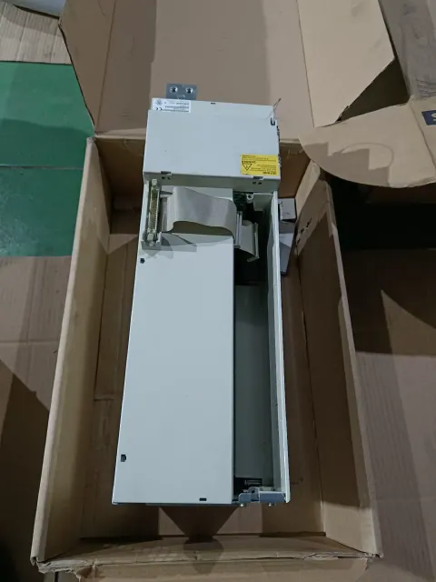 Siemens 6SN1123-1AA00-0EA2 Motor & Drive Component product photo 1