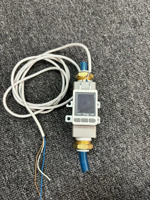 White Label PFMB7102-04-C-M Industrial Sensor product photo 1