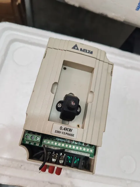 Delta VFD004M21A Motor & Drive Component product photo 9