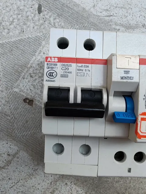 ABB DS252S-C20/0.03 Industrial Automation Component product photo 2