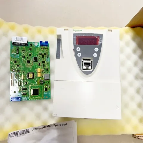 Schneider Electric EAV6437200 Industrial Control Board product photo 1