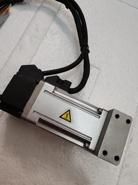 Panasonic MSMF012L1U2M Motor & Drive Component product photo 1
