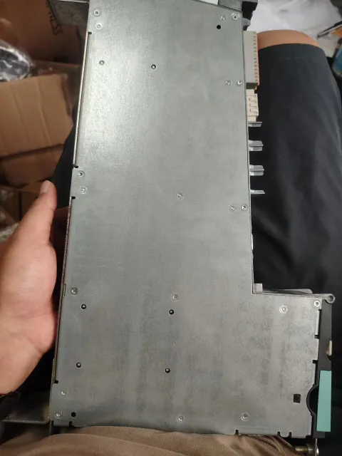 Siemens 6AU1425-2AD00-0AA0 Motor & Drive Component product photo 3