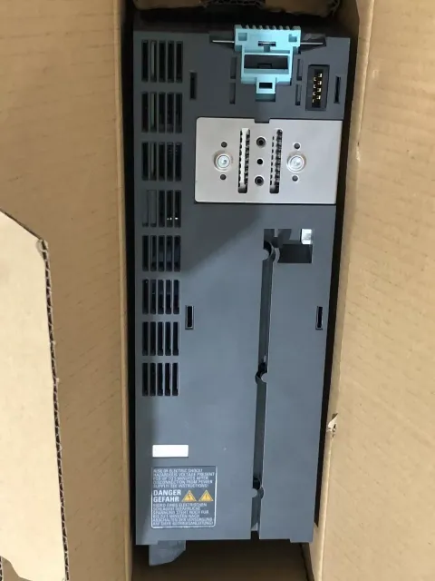 Siemens 6SL3210-1PE21-8UL0 Motor & Drive Component product photo 2