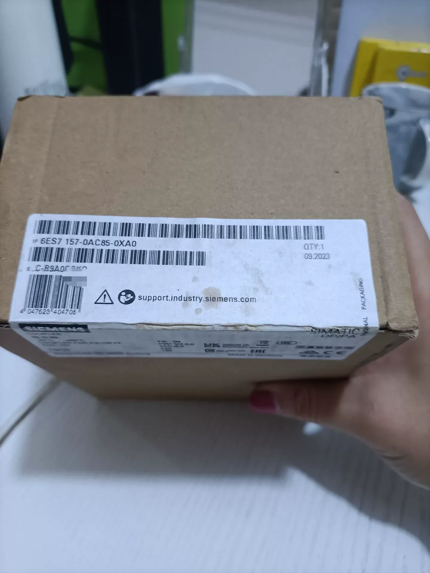 Siemens 6ES7157-0AC85-0XB0 Industrial Automation Component product photo 1