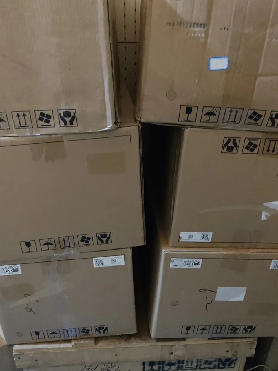 Delta VFD220C43A-21 Motor & Drive Component product photo 1