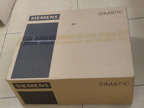 Siemens 6AV7241-7EB18-0FA0 Industrial Automation Component product photo 2
